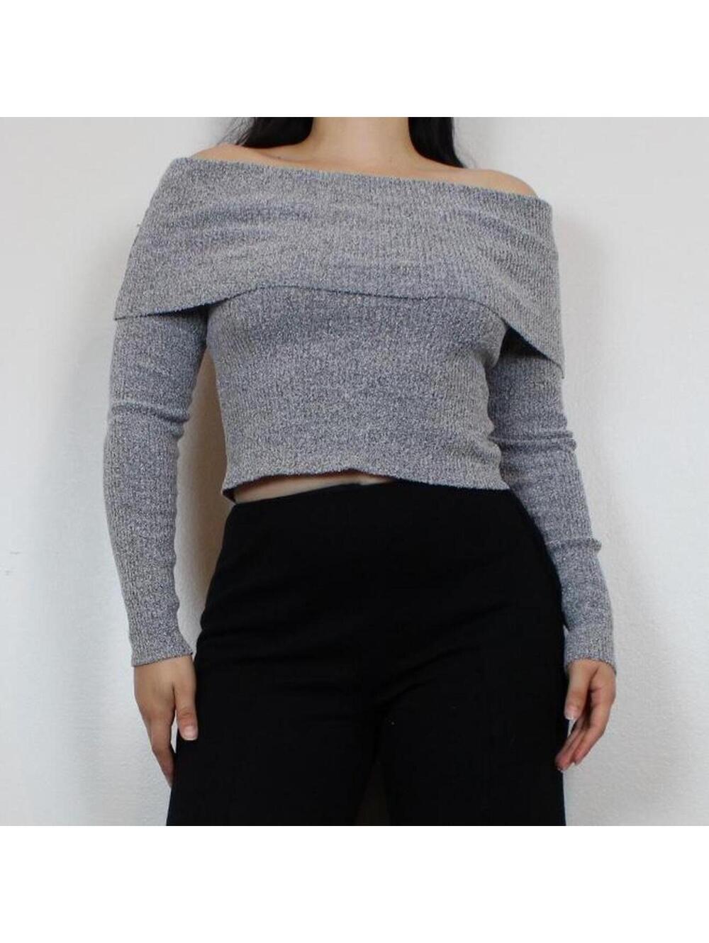 Women's Grey and Black Crop-top. Size M